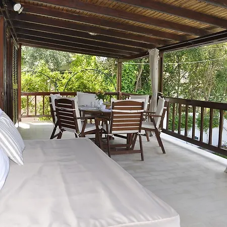 Ava Апартаменты *