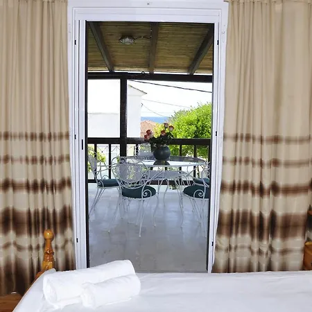 Ava Apartment
