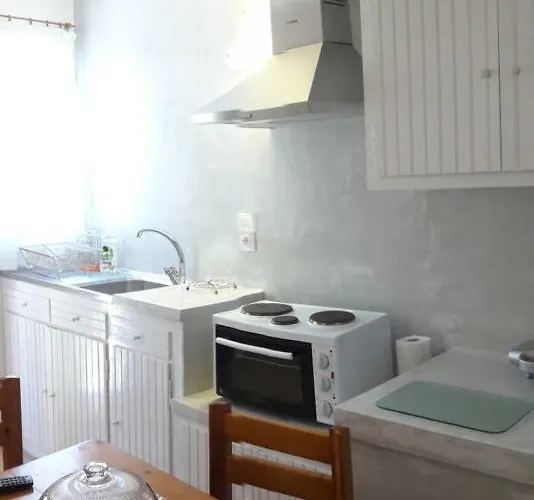 Ava Apartment